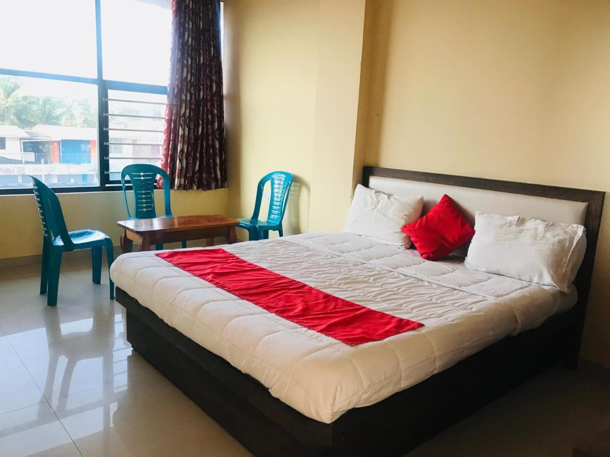 Staymaker Prakash International Gonikoppal Exterior foto